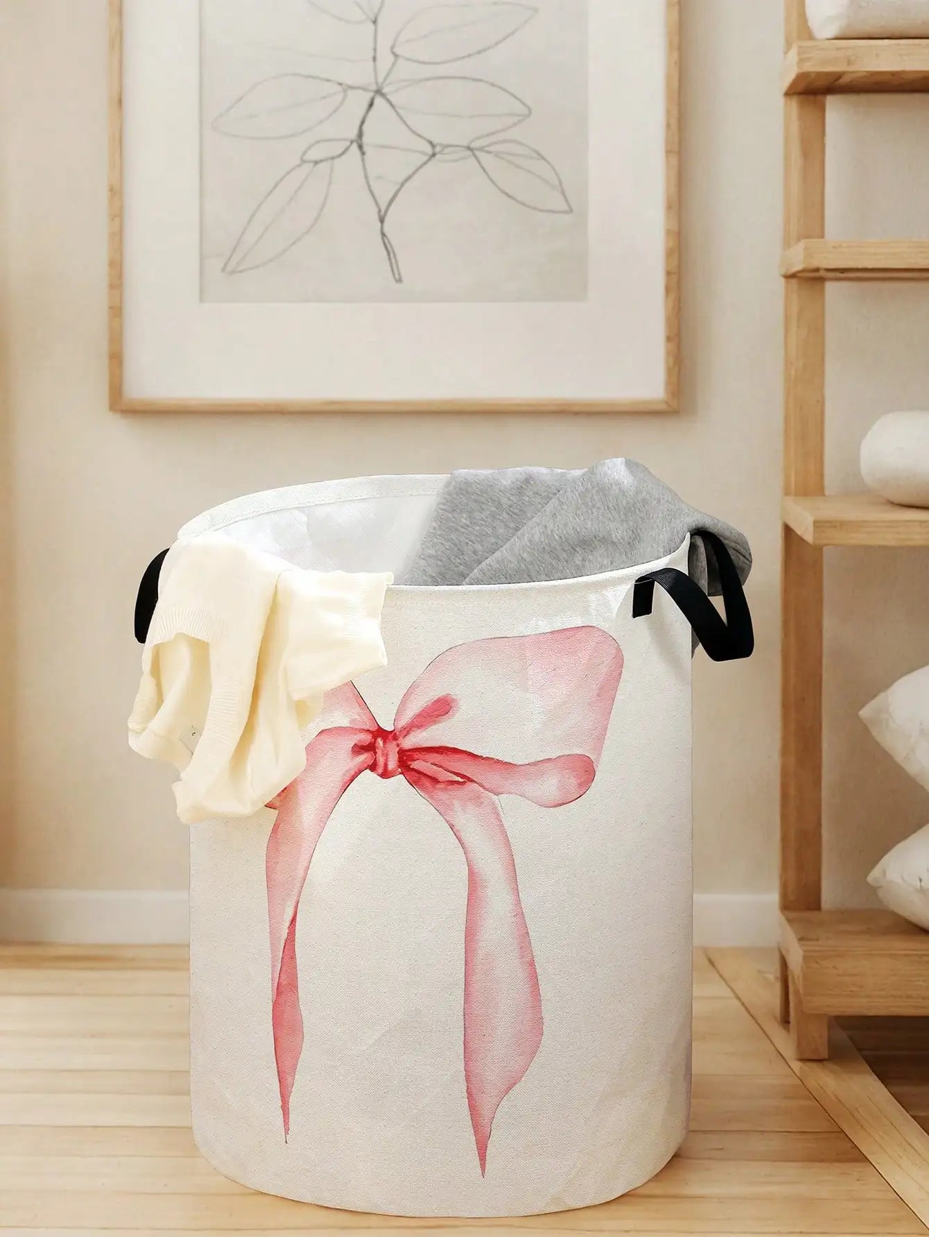 Bow tie laundry basket