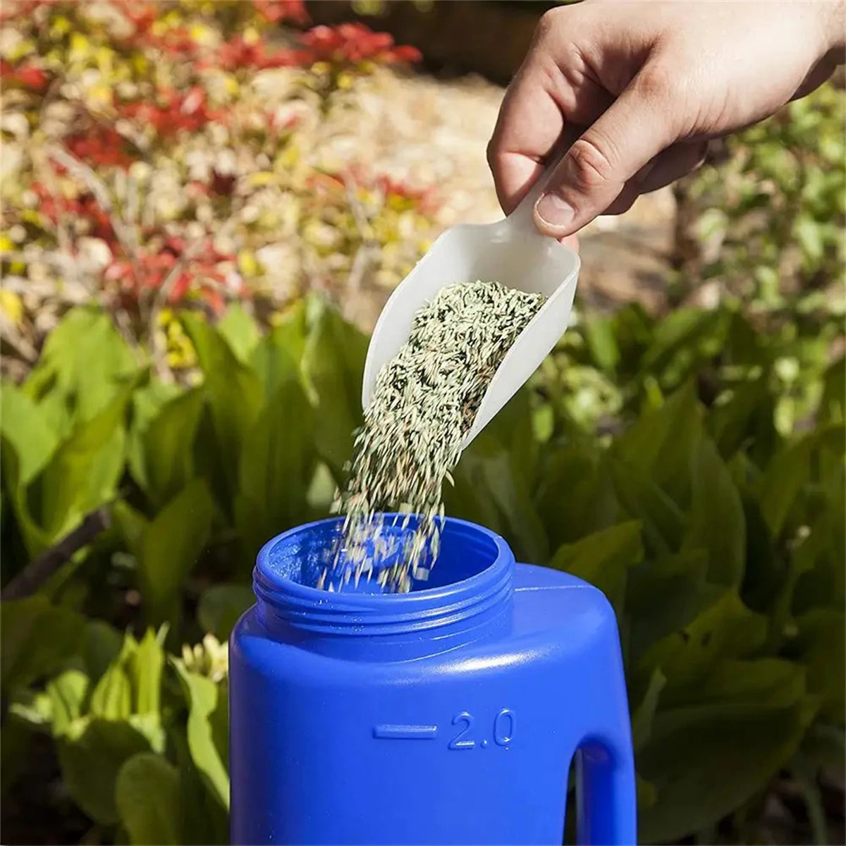 2L Hand Held Seed Sower and Fertilizing Tank